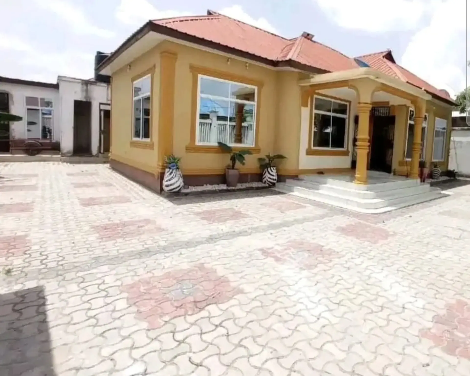 Alphahome Property